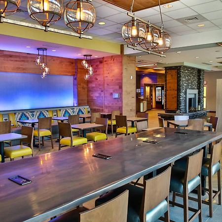 Fairfield Inn&Suites by Marriott Savannah Midtown Bagian luar foto