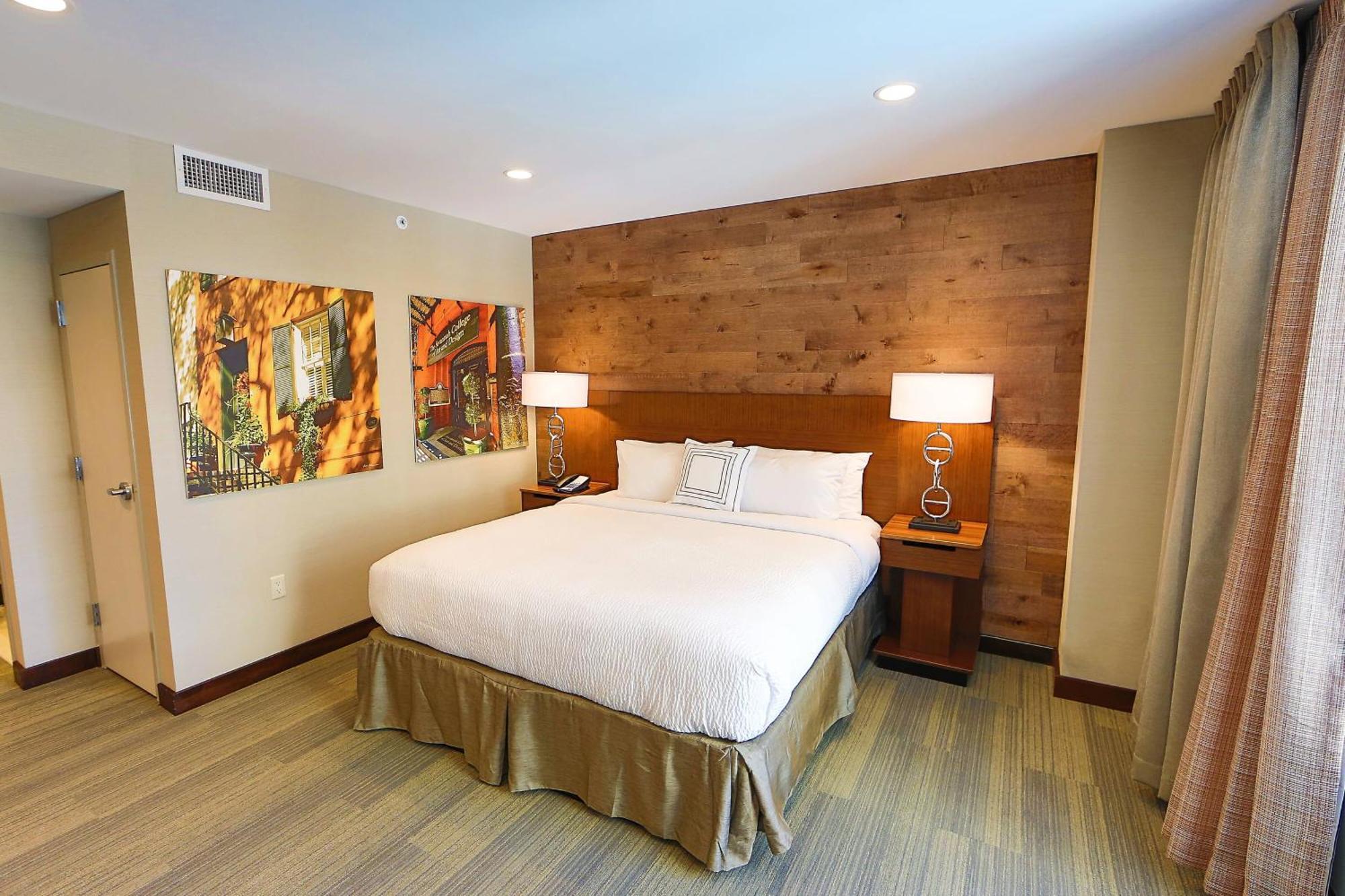 Fairfield Inn&Suites by Marriott Savannah Midtown Bagian luar foto
