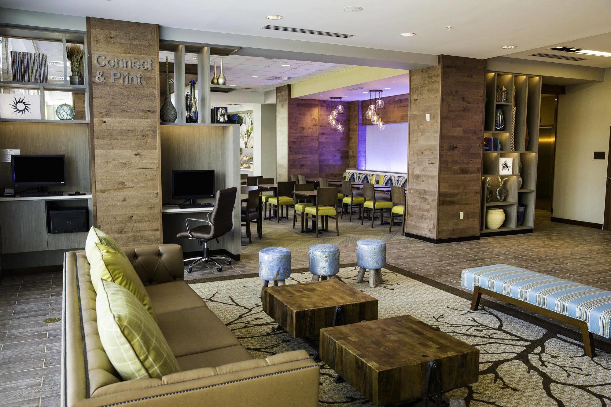 Fairfield Inn&Suites by Marriott Savannah Midtown Bagian luar foto