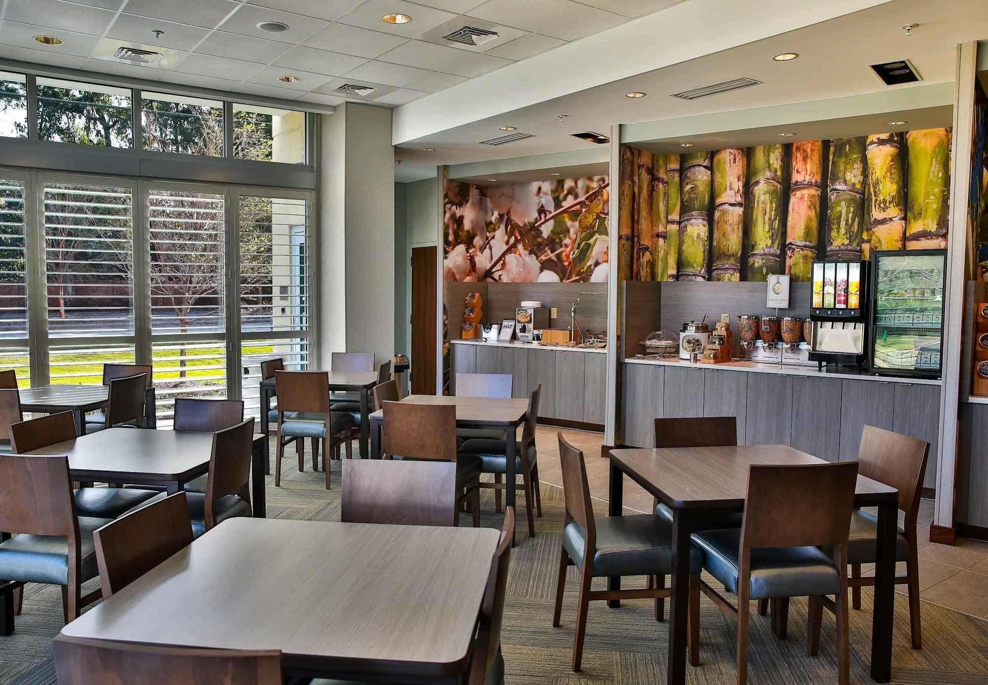 Fairfield Inn&Suites by Marriott Savannah Midtown Bagian luar foto